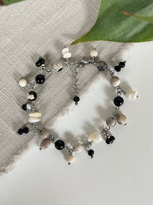 Clutter Armband "Dune" 🐚🐈‍⬛