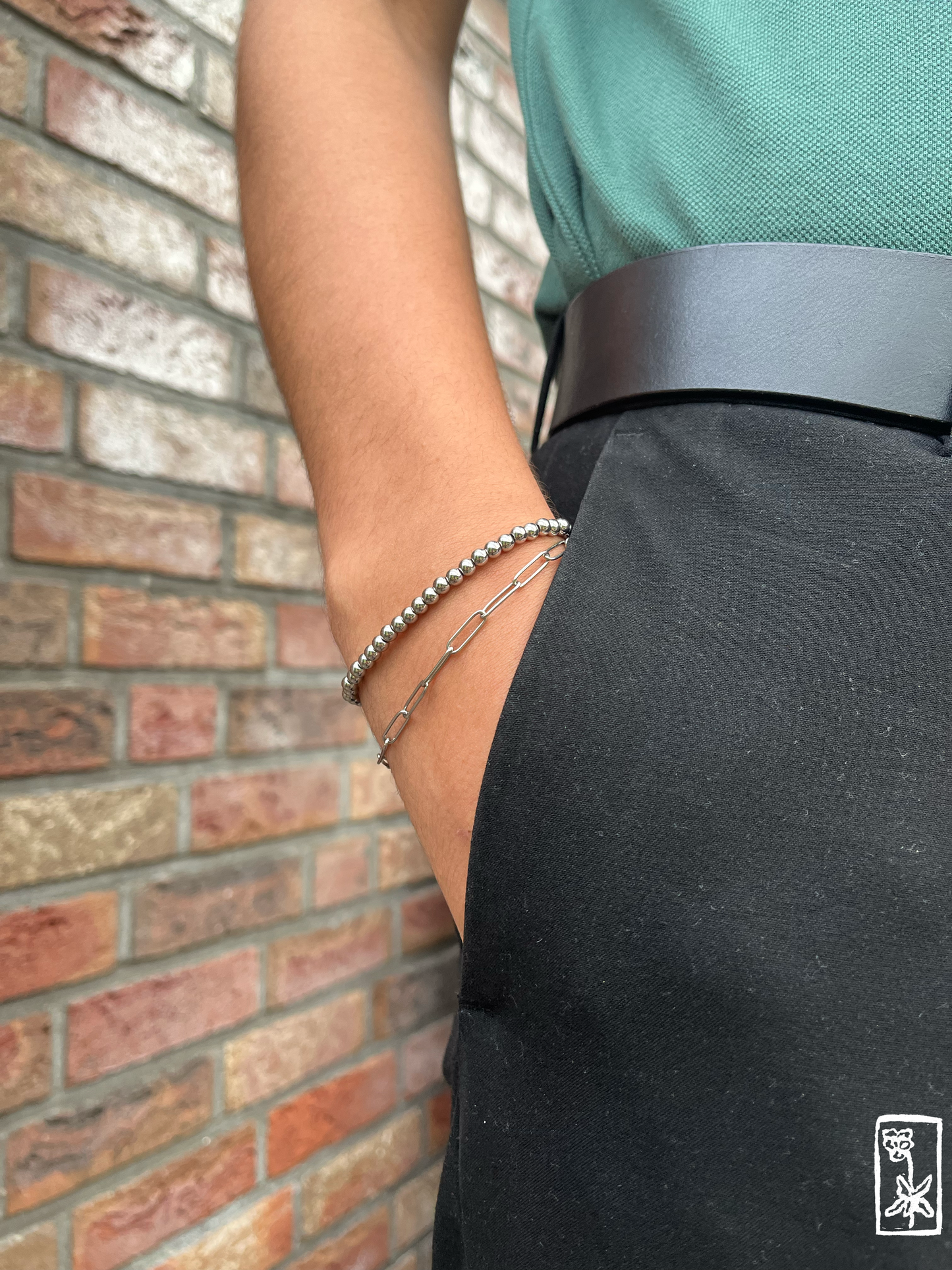 Armband aus Edelstahl-Perlen