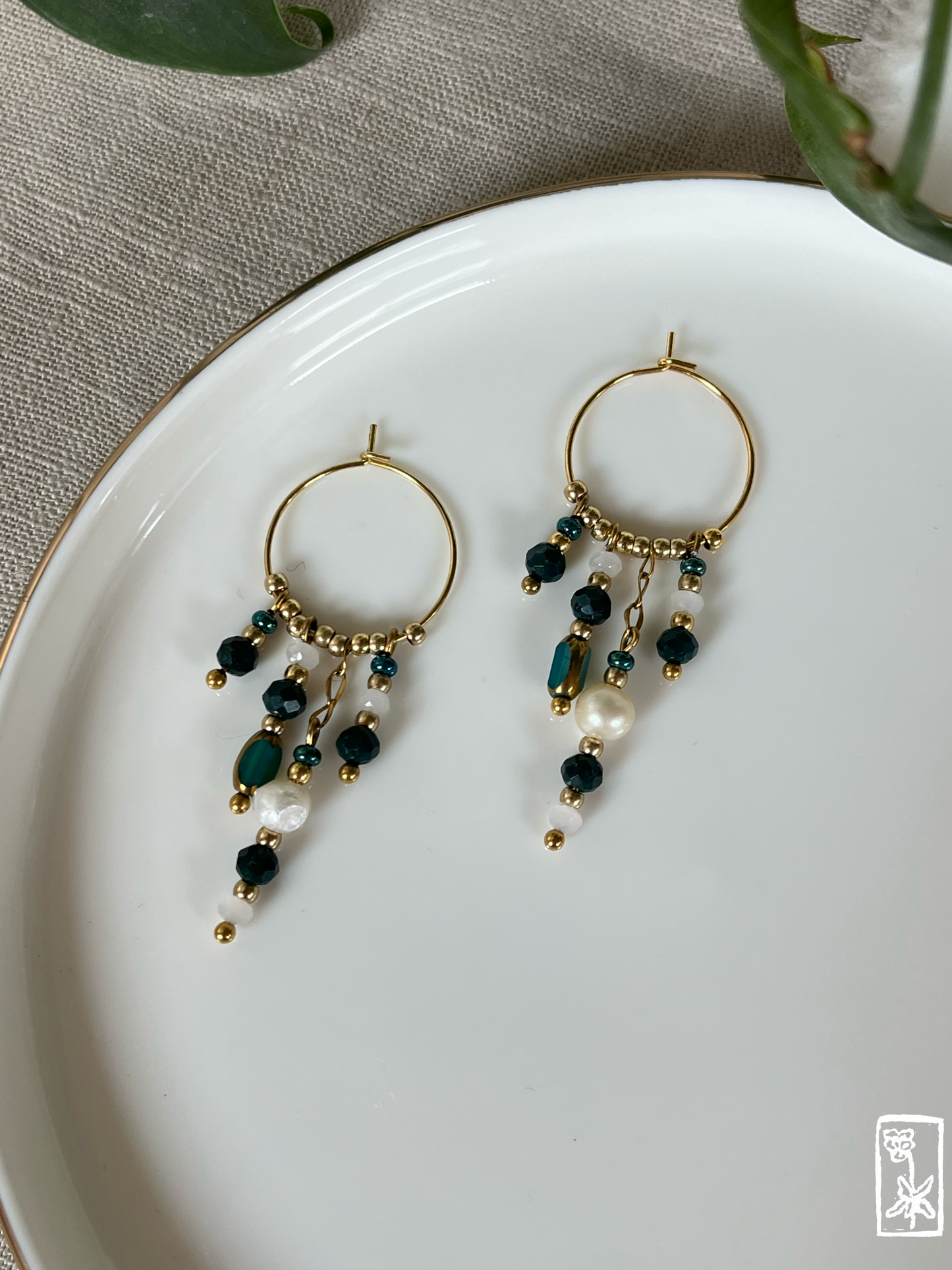 Ohrringe mit Süßwasserperlen und türkisen Glasperlen