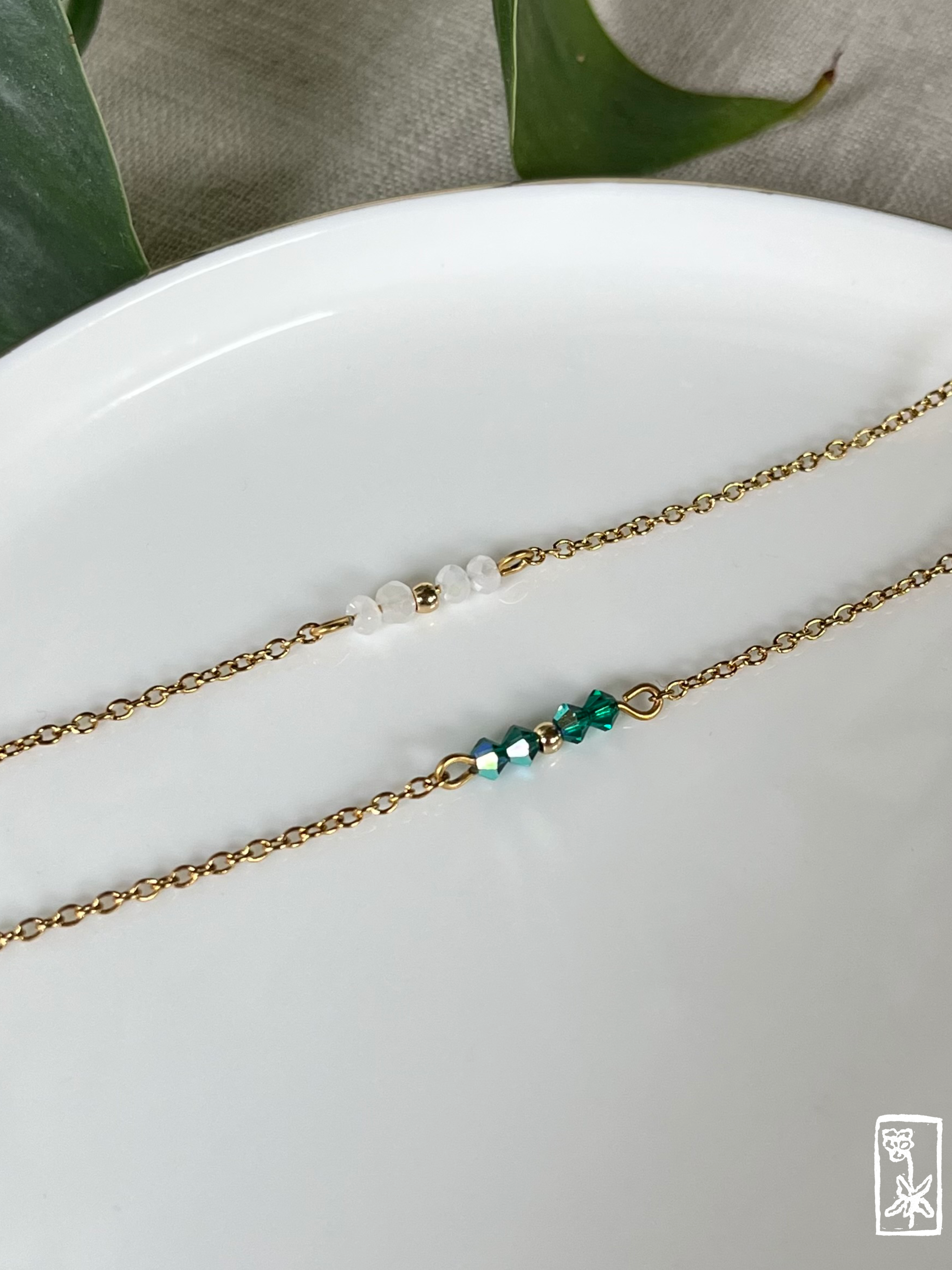 Schlichtes Edelstahl-Armband mit Glasperlen